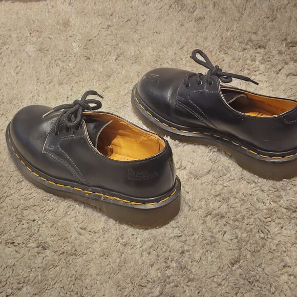 Dr Martens (1Y) - Picture 5 of 9
